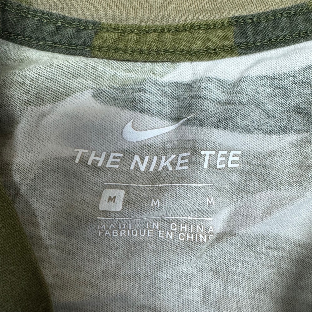 Nike Camo T-Shirt Graphic Tee Short Sleeve Casual Top Mens Size M - Picture 3 of 5